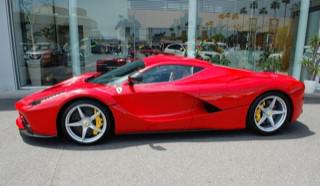 FERRARI LAFERRARI 